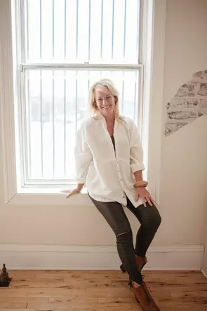 Kari Cipolla, Brechin, Real Estate Agent